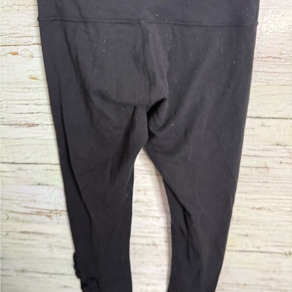 lululemon athletica Black Leggings ruffle size 2 - Picture 7 of 8